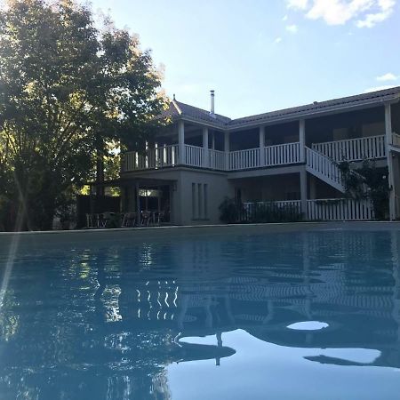 Bed and Breakfast Domaine De Giron Moulis-en-Medoc Экстерьер фото
